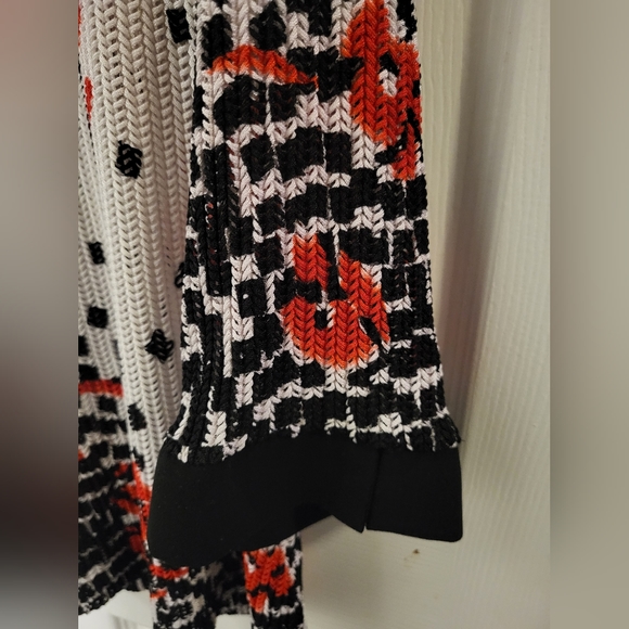 Rainbow Canada Poppy Button Down Shirt, size 12 - Picture 5 of 6